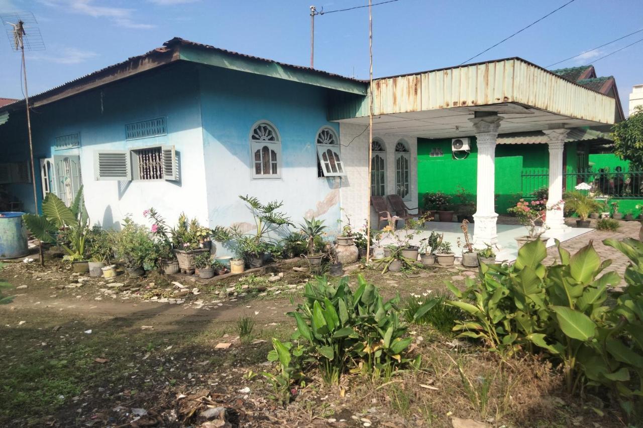 Spot On 93104 Barak Tambunan Nearbelawan Port Medan Extérieur photo
